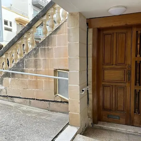 شقة Swieqi 1 Bedroom Maisonette